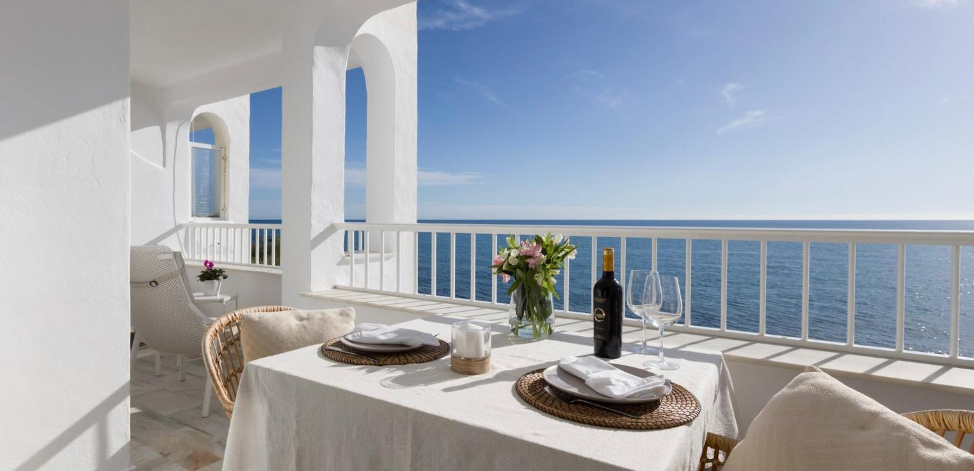 Апартаменти Oceanfront Міхас Екстер'єр фото